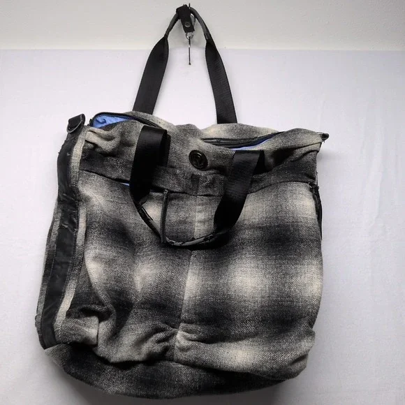 LULULEMON Gray Wool Blend Tote Yoga Gym Laptop Fast In Flight Bag