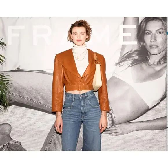 FRAME Cropped Pebbled Leather Belted Jacket‎