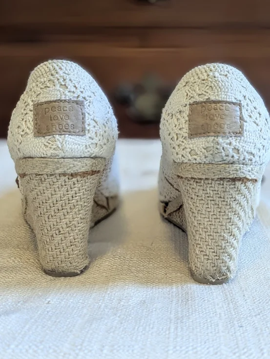 Madden Girl Tackle Espadrilles