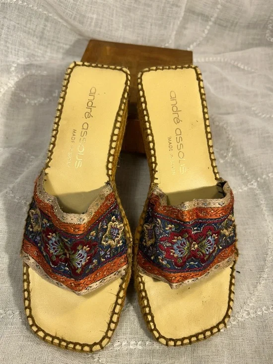 Andre Assous almost NEW summer espadrille slide in platform sandal made in Spain