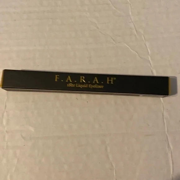 F.A.R.A.H Liquid Eyeliner Black Velvet