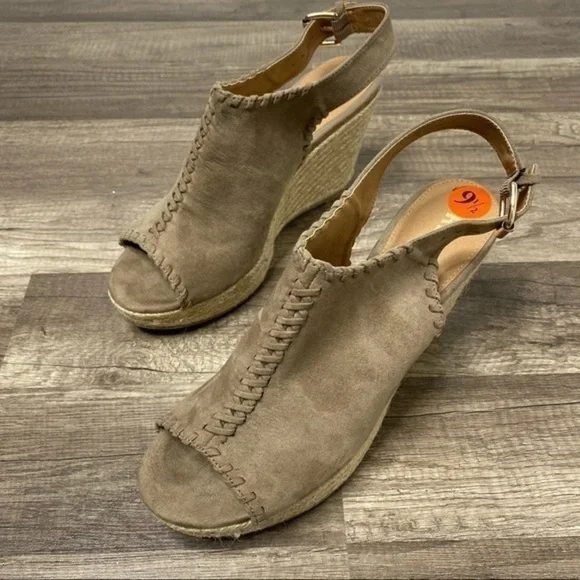 REPORT Espadrille Peep Toe Wedges size 9.5