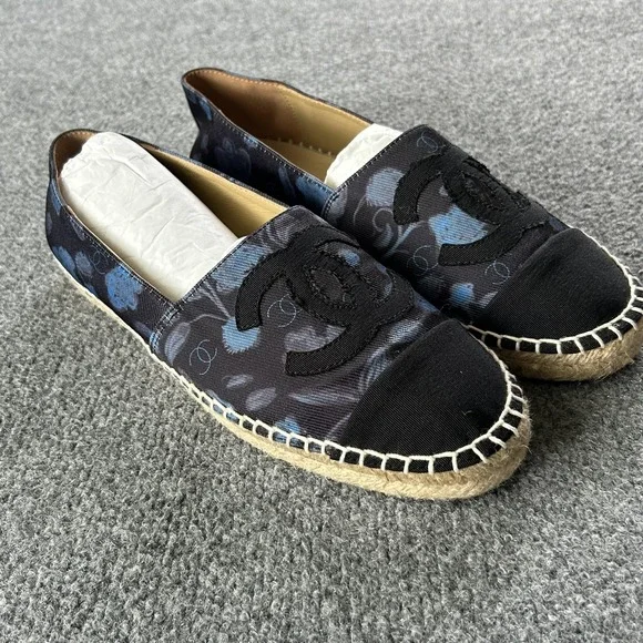 Chanel CC Espadrilles Blue Floral Print Canvas Cap Toe Size 41 Spain