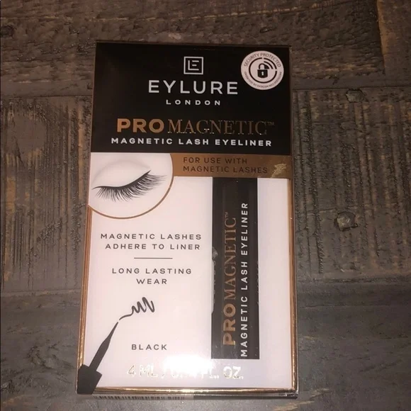 5/$25 Eylure Pro Magnetic Lash Eyeliner- Black‎ NEW