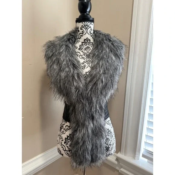 LA Coalition Vegan Faux Leather Fur Vest Black Gray Sz M PETA Approved Mob Wife