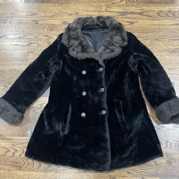 VINTAGE Borgazia‎ Coat Women's Black Faux Fur Styled by Career Originals 60s