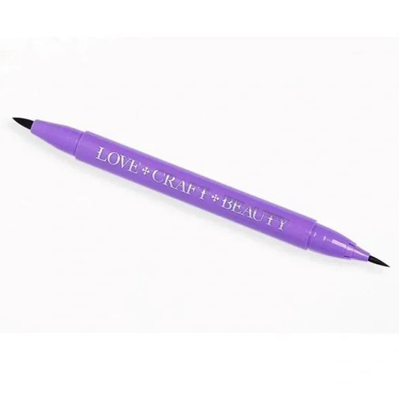 LOVE+CRAFT+BEAUTY Dark Dimension Dual Tip Liquid Liner in Black 1 ml, Full Sized