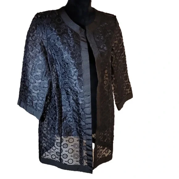 𝅺tahari Arthur S Levine polyester mesh open black blazer with circle design