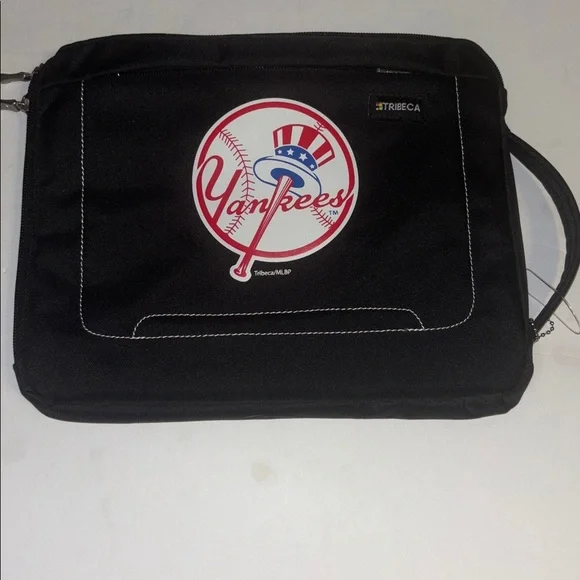 TRIBECA BLACK PADDED IPAD CARRIER YANKEES DESIGN FITS A 10”X 7” WITH POCKETS