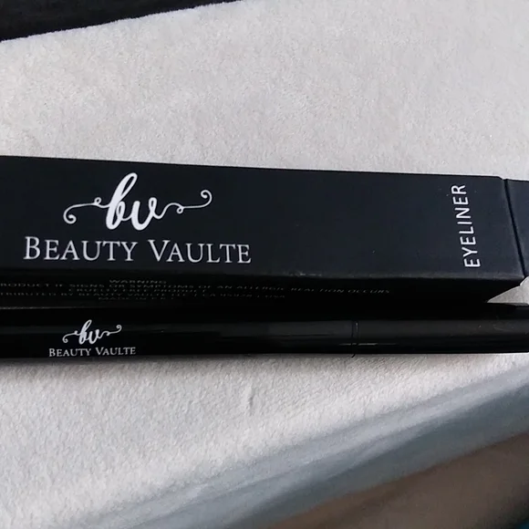 Beauty Vault eyeliner