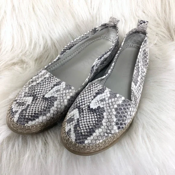 The FLEXX python print espadrilles. Size 8.
