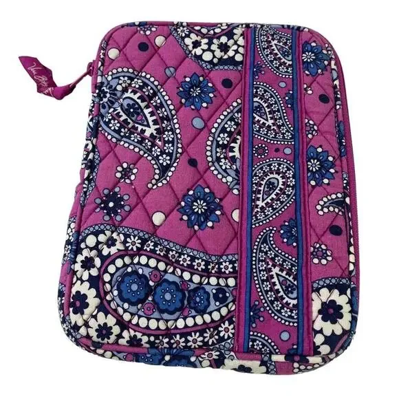 Vera Bradley Boysenberry Tablet Sleeve Padded Paisley Zip Around Bag Quilted