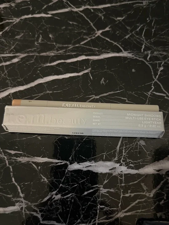R.e.m beauty MIDNIGHT SHADOWS MULTI-USE EYE STICK LIGHTYEAR