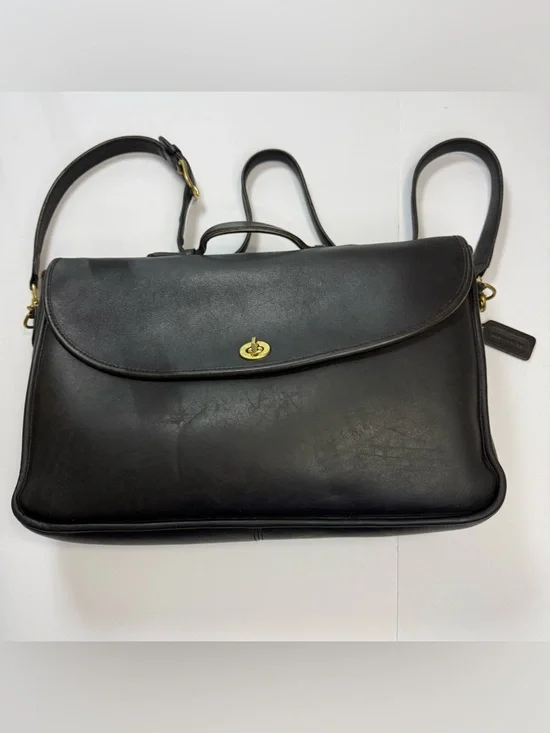 Coach vintage Black Leather briefcase messenger Bag full grain leather EUC