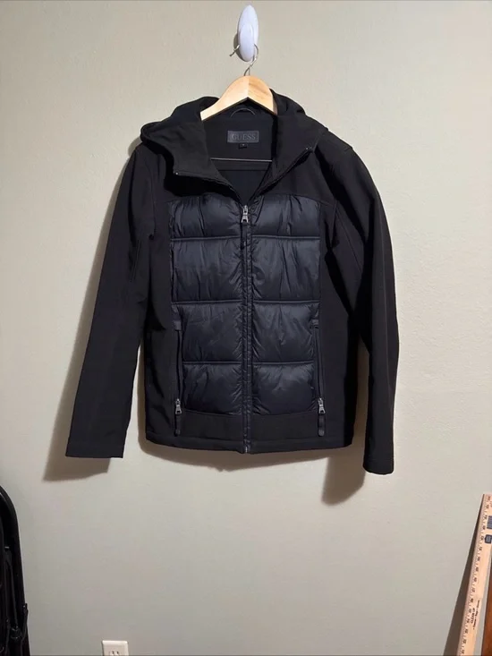 Guess Jacket Size Medium Black Full Zip Pocket Hooded Puffer Soft Shell Womens