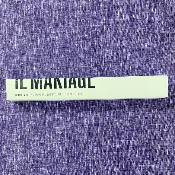 *NEW* IL MAKIAGE Waterproof Liquid Eyeliner - Black Card