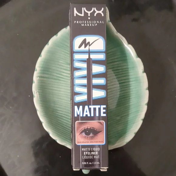 Liquid Eyeliner