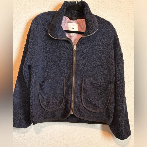Free Assembly‎ Teddy Jacket Size Small Navy Blue in Color