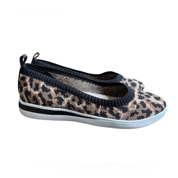AUBREY LYNN AMELINA SLIP-ON SNEAKER size 6