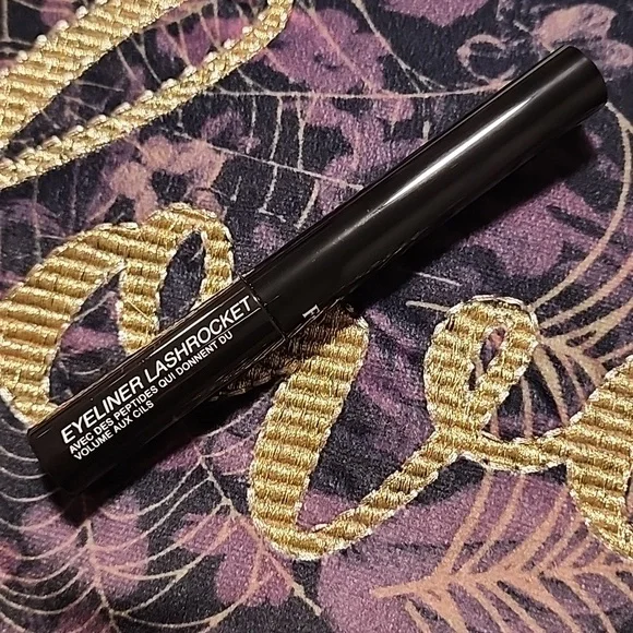 Freck Beauty Lashrocket Liquid Eyeliner Liner NWOB!