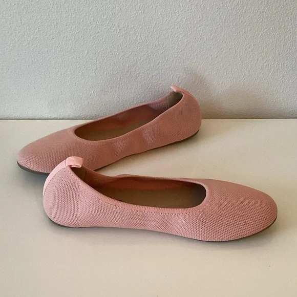 Journee CollectionPink Women's Ballet Flats