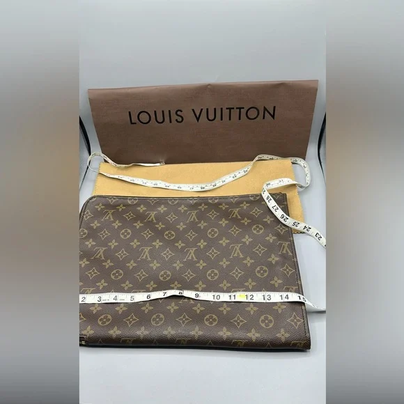 Louis Vuitton monogram posh documents holder
