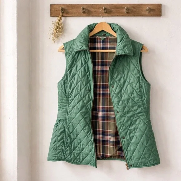 L.L.Bean‎ Quilted Vest Women Small Green Excellent Plaid Lined Corduroy Trim