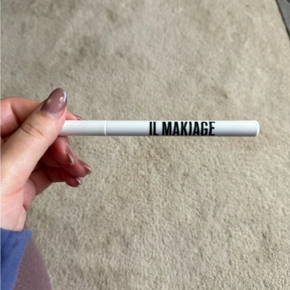 IL MAKIAGE Black Liquid Eyeliner