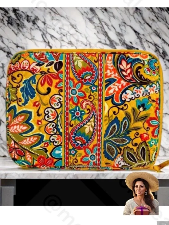 Vera Bradley Quilted Fabric Padded Sleeve Zip-Around Pocket 14” Laptop Provençal