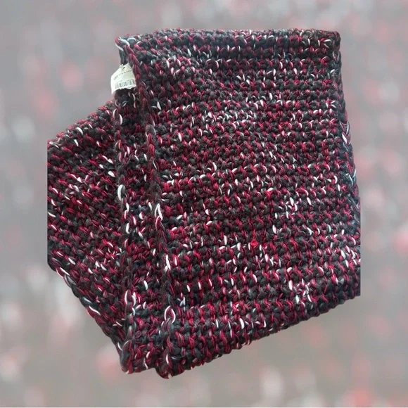 Versona NEW red and charcoal retro knit wrap one size acrylic cozy gift