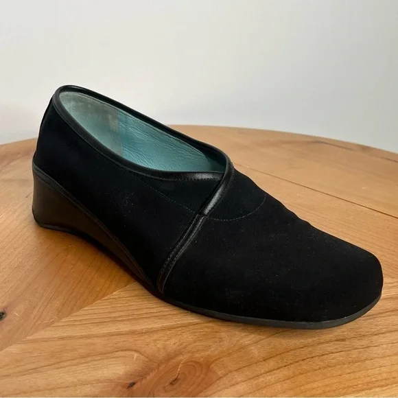 Thierry Rabotin Black Ballet Flat Round Toe Wedge Microfiber Shoe Size 37