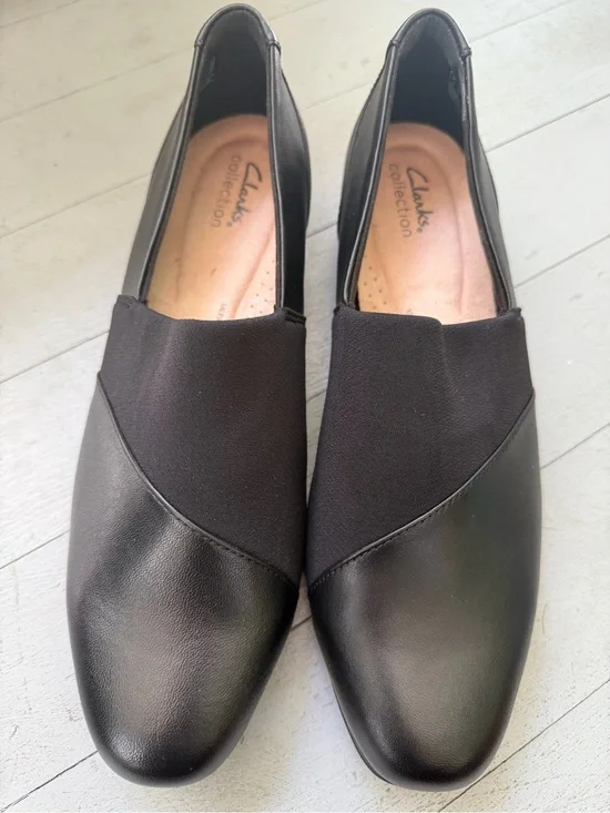 NEW Clarks Juliet Gem Slip-On Black Leather 10