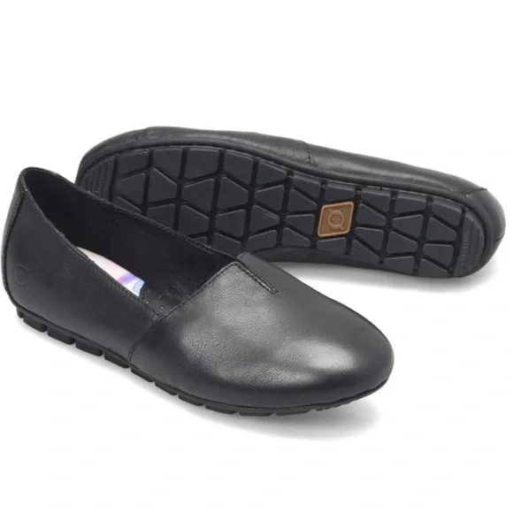 Born Sebra Leather Slip-On Leather Flat Black Women's 8W Wide