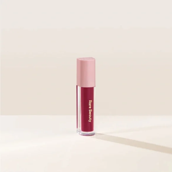 Rare Beauty Stay Vulnerable Liquid Eyeshadow Nearly Berry