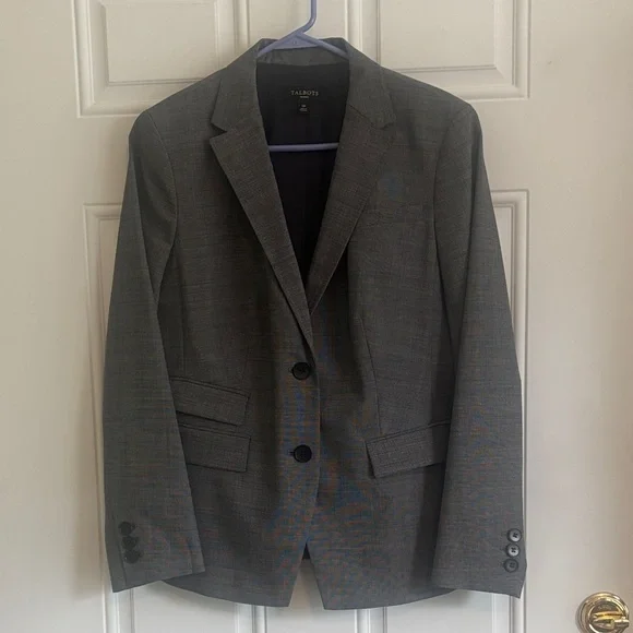 ❤️2/$15 or 3/$21❤️Talbots Women’s Charcoal Lightweight Blazer, Size 12 Petite