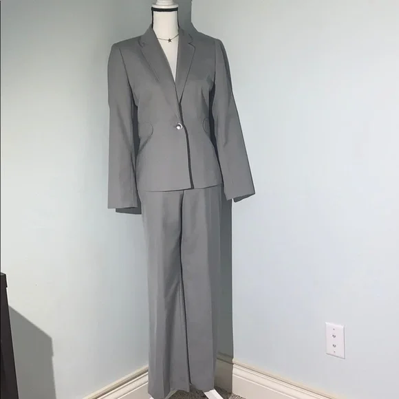 CALVIN KLEIN GRAY 2PC JACKET AND PANTS SUIT SET