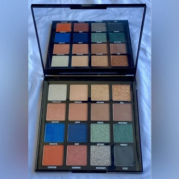 LA Girl Pro Artistry Eyeshadow Palette