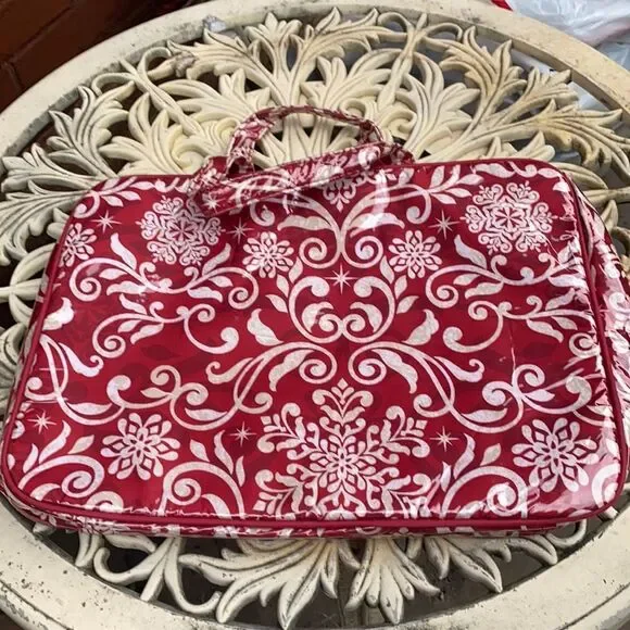 Red snowflake laptop bag