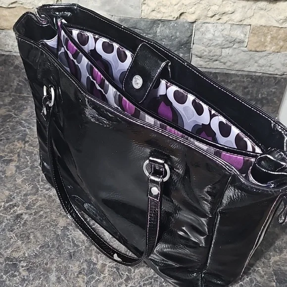 Fashionable Studio C Expandable Laptop Tote Bag