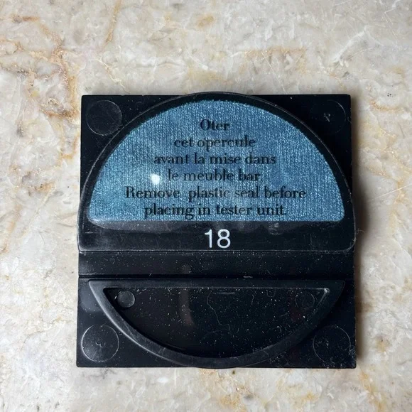 GIORGIO ARMANI Eyes to Kill SHADE 18 Solo Eye Shadow NEW‎ 1.5 G