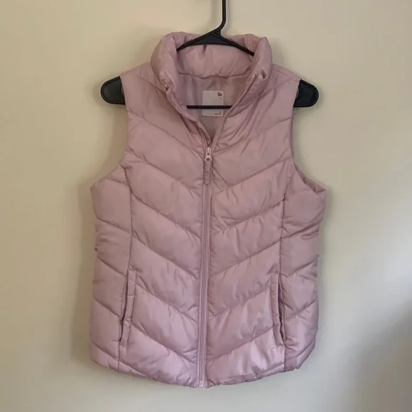 SO Brand Women's Puffy Pink Vest Size Small Insulated‎