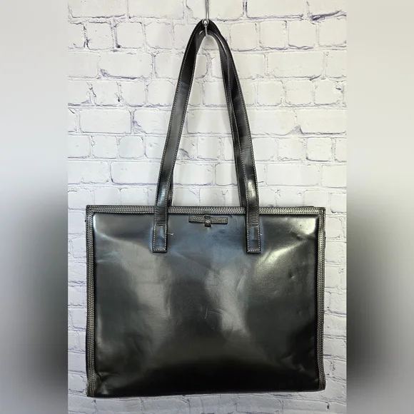 Buxton Black Laptop Bag