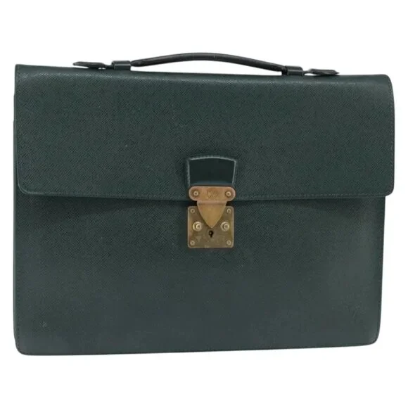 LOUIS VUITTON Taiga ServietteKourad Business Bag Epicea T16786 LV Auth bs30113