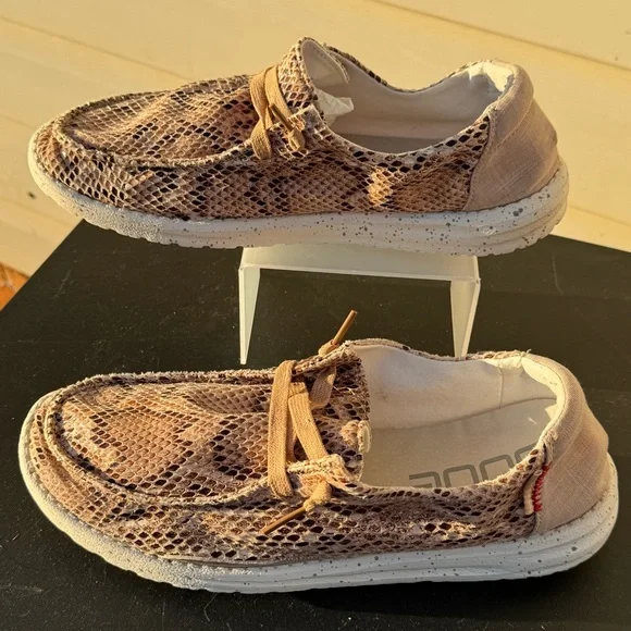Hey Dude Shoes Women's Wendy Sneakers Python Light Rose Size 10