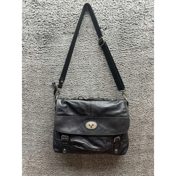 Fossil Maddox Long Live Vintage 1954 Leather Laptop Messenger Bag Black‎