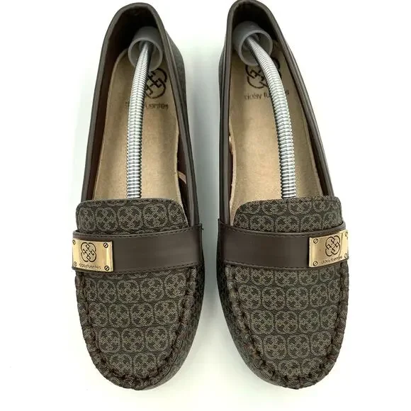 Daisy Fuentes Women's Brown Loafers, Size 7 1/2 W,‎ Career Comfort Classic Logo