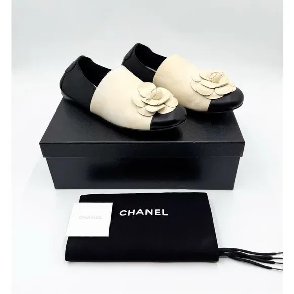Chanel Camellia Cap Toe Flats Loafers Black Ivory Leather CC Logo Shoes