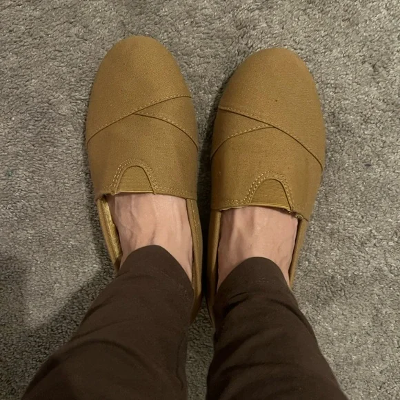 Brown Slip-On loafers with Faux Fur Lining