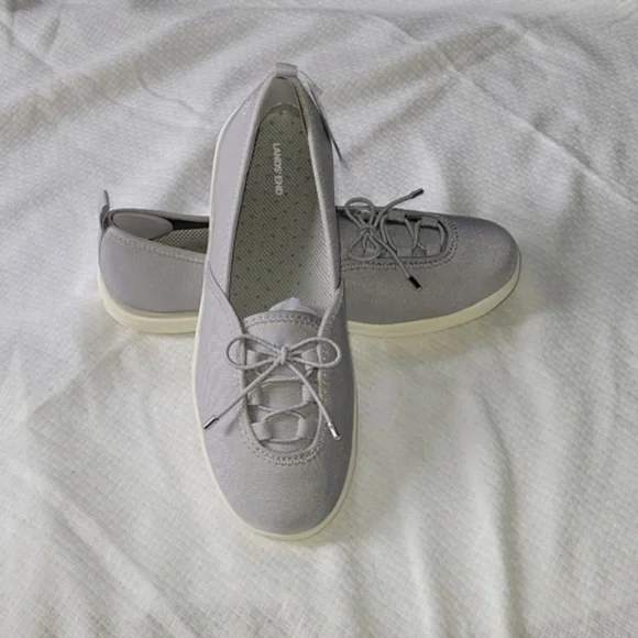 Lands' End Light Gray Water Shoes Slip-on Size 8B NWT