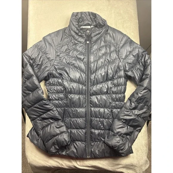 Athleta Women Black Puffer Jacket 90% Goose Down Fill Size‎ Medium Very Nice!